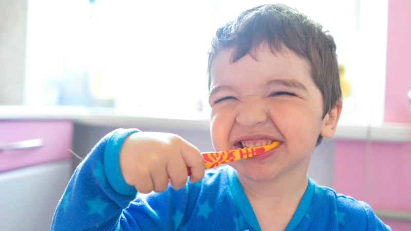brush teeth