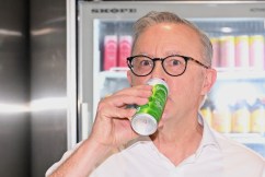 Labor vows to outlaw supermarket price-gouging 