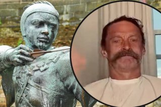 Jackman flaunts new look in behind-scenes reveal