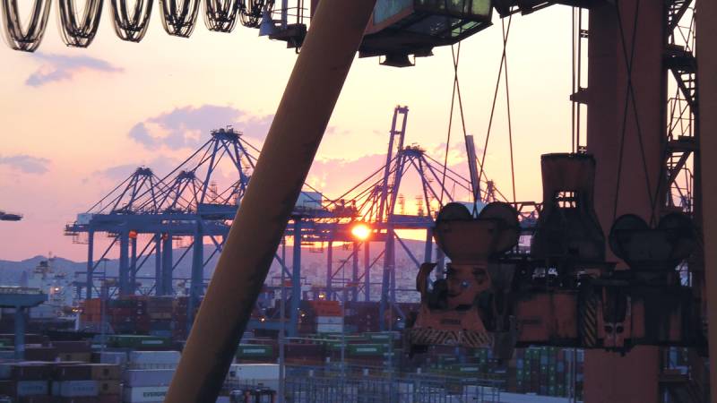 container ship travel