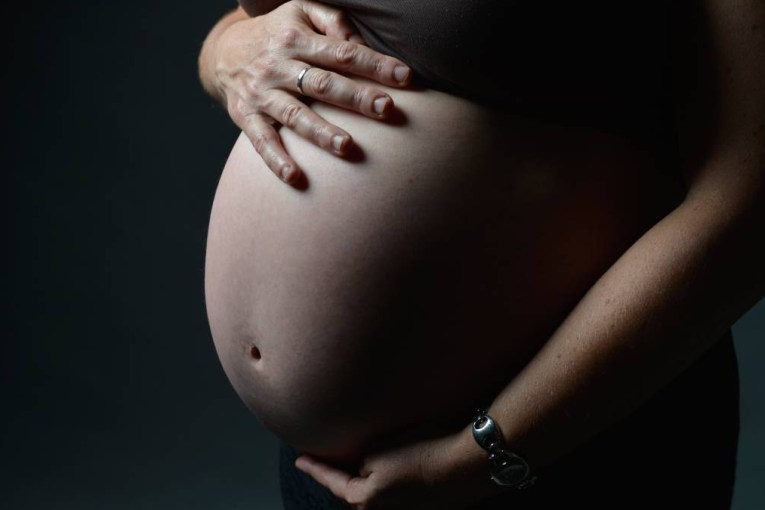 Botch sees woman give birth to stranger's baby
