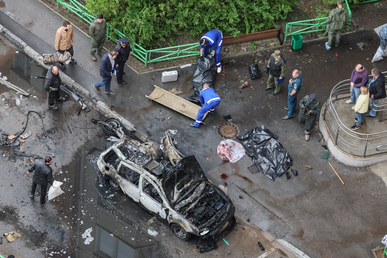A bomb exploded in a parked car when Major General Yaroslav Moskalik walked by, Russian media said.