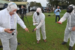 Nuclear protesters gatecrash Dutton media stop 