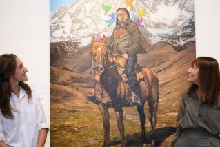 Bestie horsing around wins Archibald's packing prize