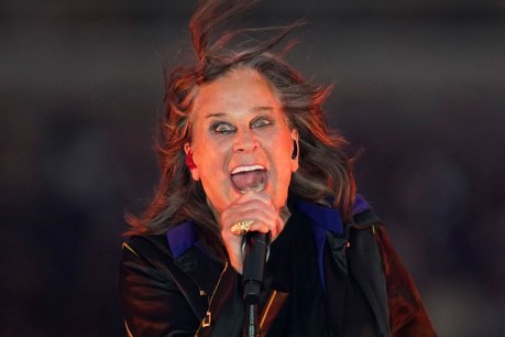 Ozzy defies health woes for Black Sabbath reunion