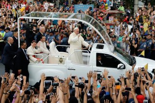 Popemobile to be Gaza health clinic for children