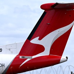 Qantas to retire A380s early, reveals profit fall