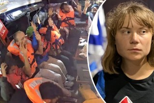 Israel deports Thunberg and other activists