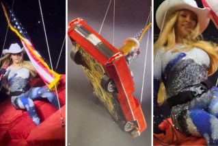 Beyonce left hanging in midair after show fail