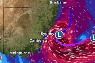 'Bombing low' to bring rain, gales to east coast