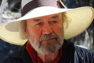 Pioneering TV chef Peter Russell-Clarke dies