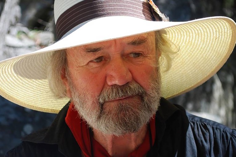 Pioneering TV chef Peter Russell-Clarke dies