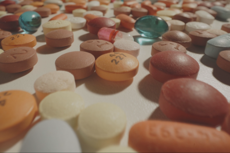 ADHD meds shortage forces parents underground