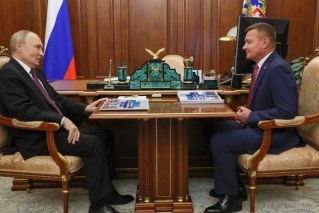 Sacked Russian transport minister found dead in car