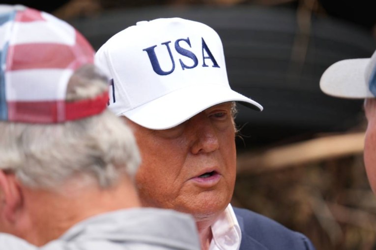 Trump, Melania arrive in flood-stricken Texas