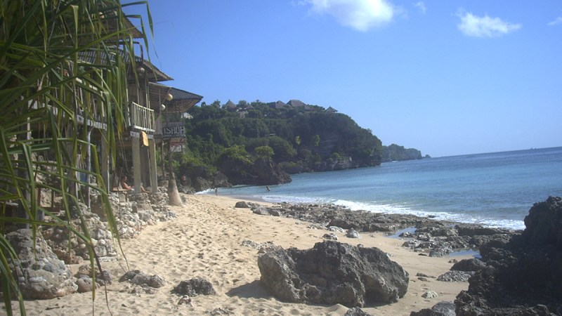 bingin beach bali