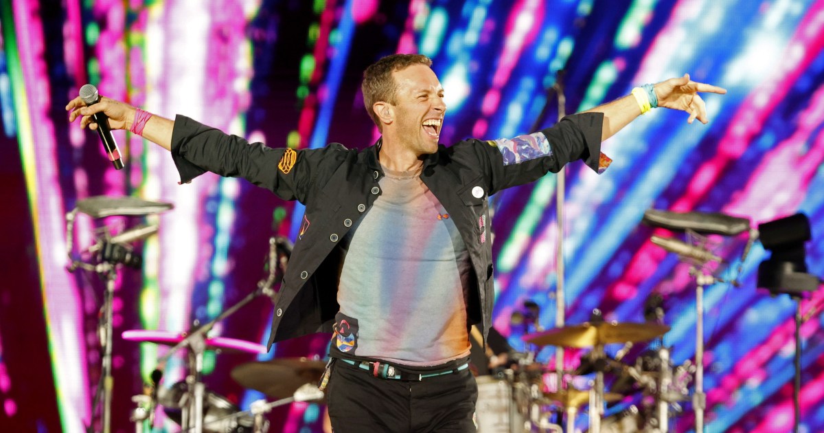 HR exec on Coldplay cam resigns after viral embrace