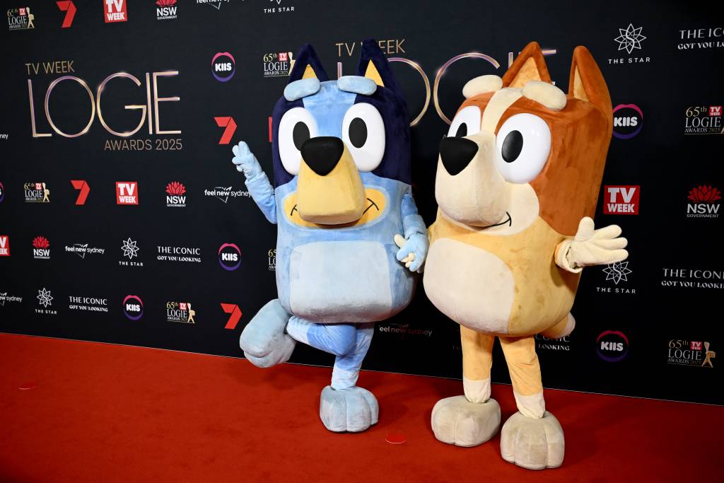 Bandit Chilli Bluey Logies