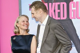 Sons give OK to Neeson, Anderson 'romance'