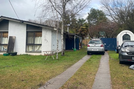 Accused cop-killer’s wife arrested during raid