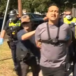 Man arrested in alpine hunt for accused cop killer