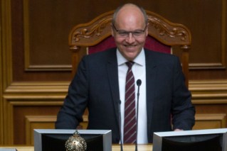 Ex-Ukrainian parl speaker shot dead