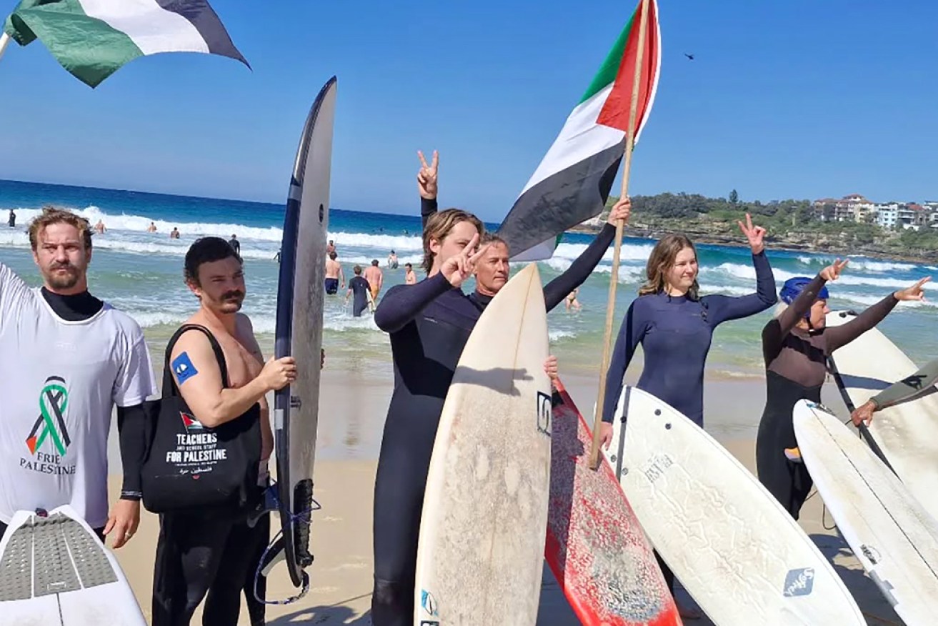 Police are investigating a brawl that erupted during a clash between rival protest groups over Gaza.