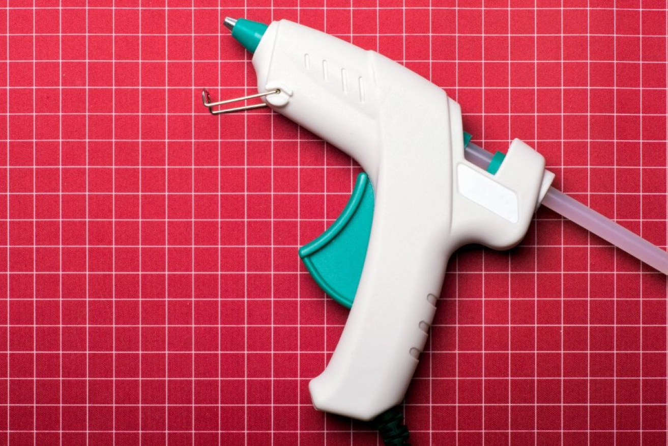 The "glue" in the study was made up of a product that aids bone healing and a biocompatible thermoplastic.