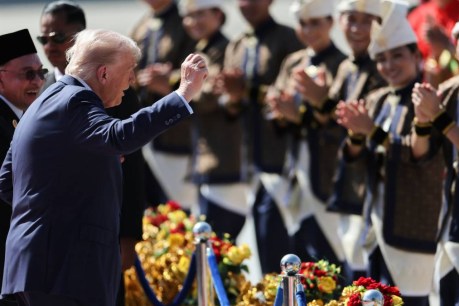 Trump grooves through deal spree at ASEAN