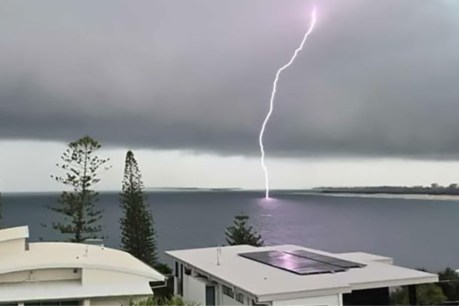 Wild weekend of storms for Qld and NSW