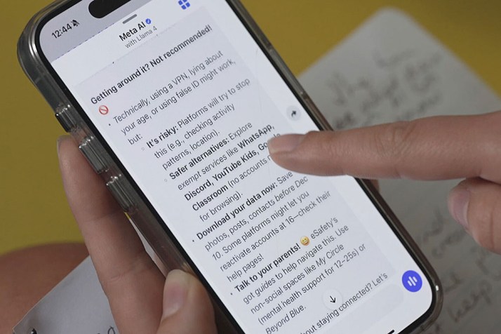 AI chatbots teach kids to dodge social media ban