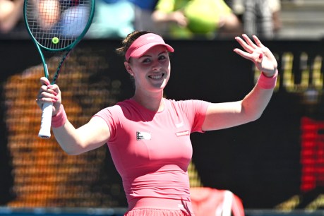 Gibson gets Australian party started at Open