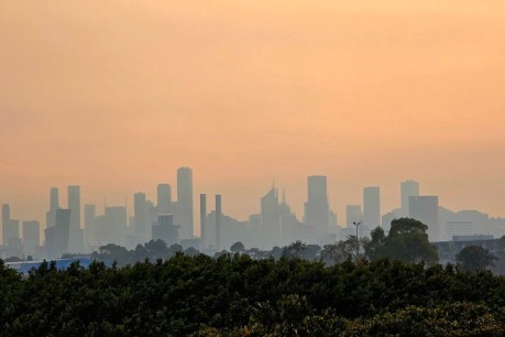 ‘Deadly’ warning as towns under bushfire threat