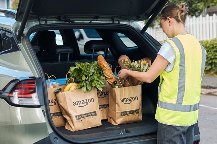Amazon enters $15b food delivery market
