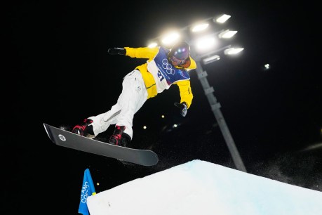 Aussie snowboarder gets Games off to flying start