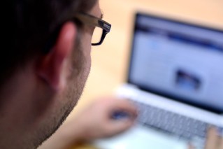 Major insurer in legal strife over online discounts