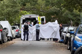 Man shot dead after attacking two women