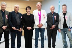 Deep Purple meets Japan's giddy super fan PM