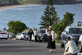 Strained tensions on Aus's 'most beautiful' street