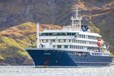 Deadly viral outbreak kills three on cruise