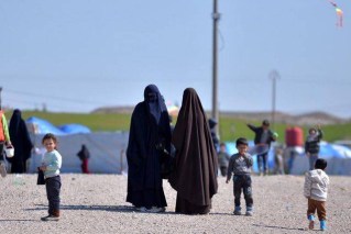 Second group of ISIS brides bound for Australia