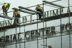 Trump’s name removed from Kennedy Center