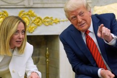 Italy’s PM slams Trump for 'invented’ photo story