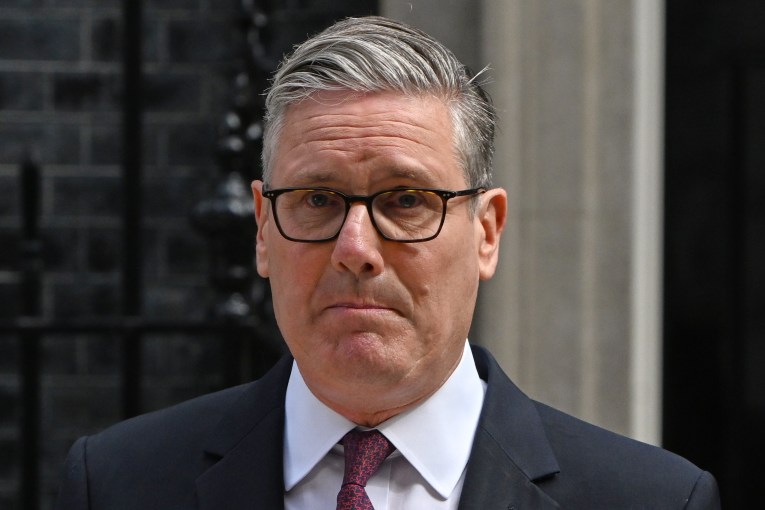 Keir Starmer resigns as British PM as rival is ‘crowned’