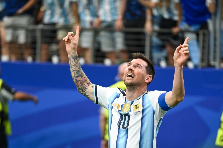 Messi breaks World Cup goals record as Argentina win
