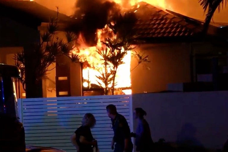 Man found dead in suspicious house fire