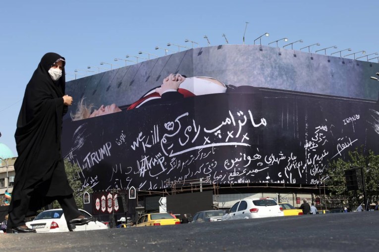Iran trade threat amid fresh US strikes, blockade
