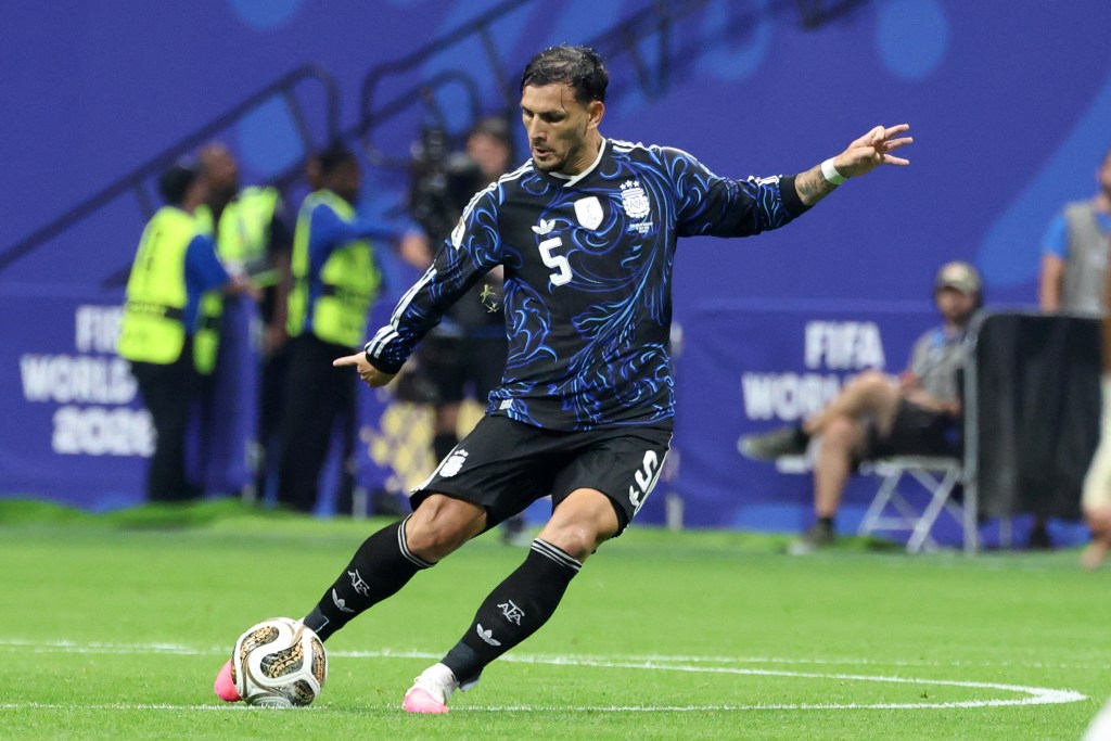 Paredes Argentina World Cup Falkland Islands
