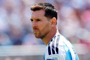 Messi describes ‘pain’, Spain returns to royal welcome