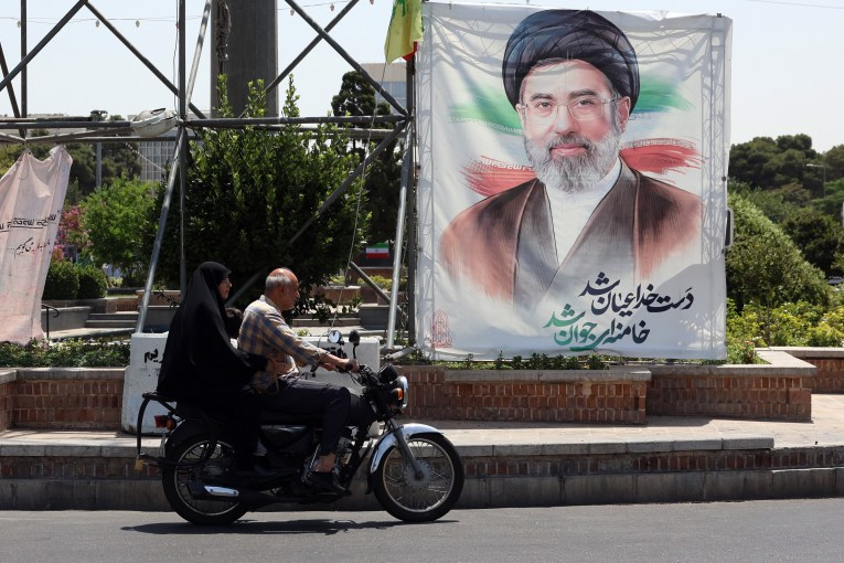 Iran leader update amid diplomatic battle to salvage deal